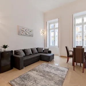 Appartement La Fortezza Panzio, Boedapest