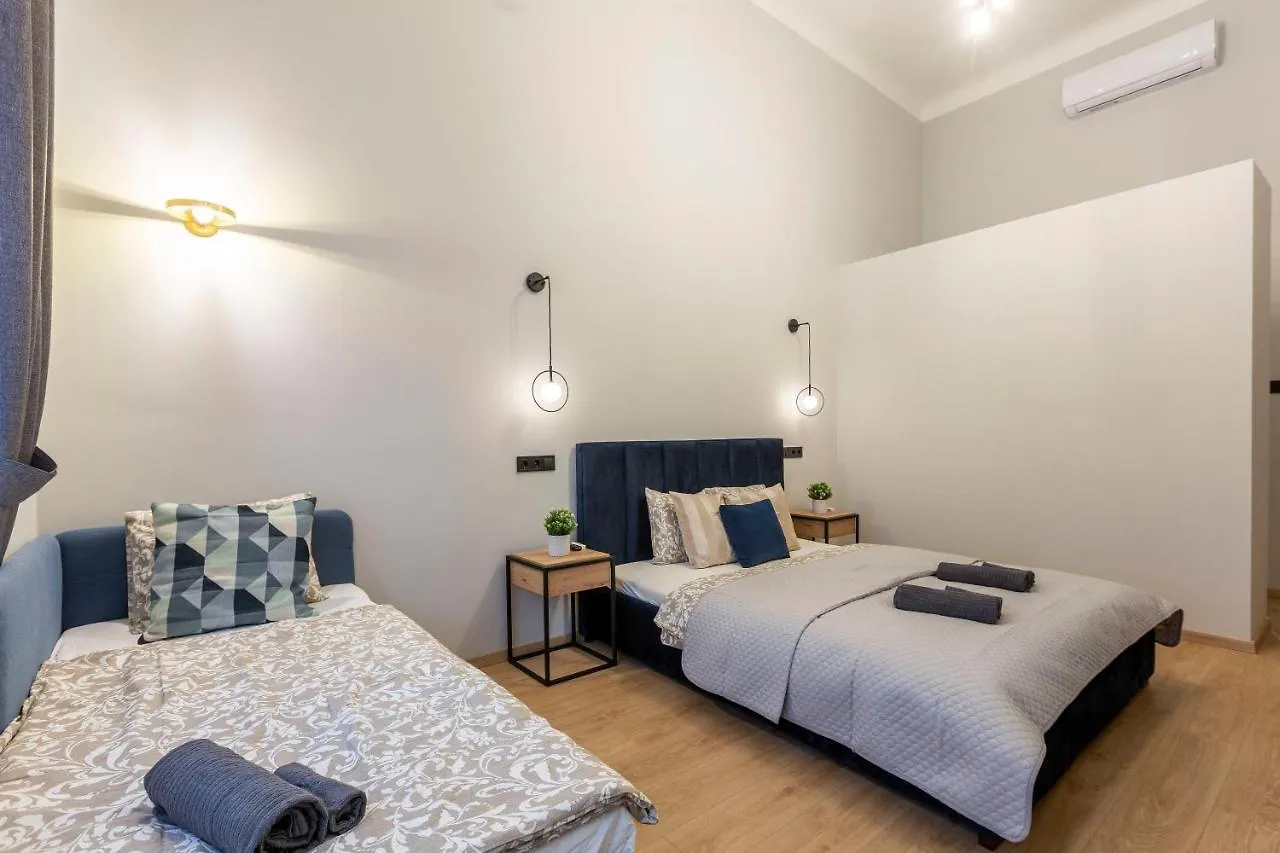 Exclusive New York Residence In The Heart Of Budapest